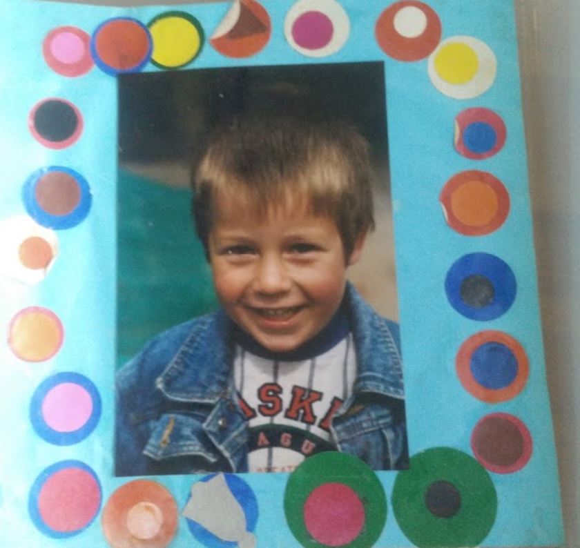 Kid picture Tracking Happiness Remembering my childhood life memory