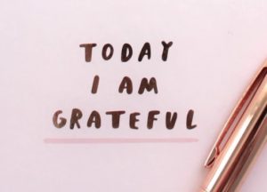 grateful vs thankful featured image